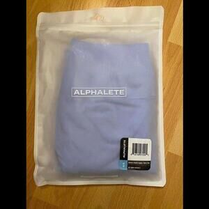 BRAND NEW alphalete women - AMPLIFY LEGGING- size small- mystic blue color-